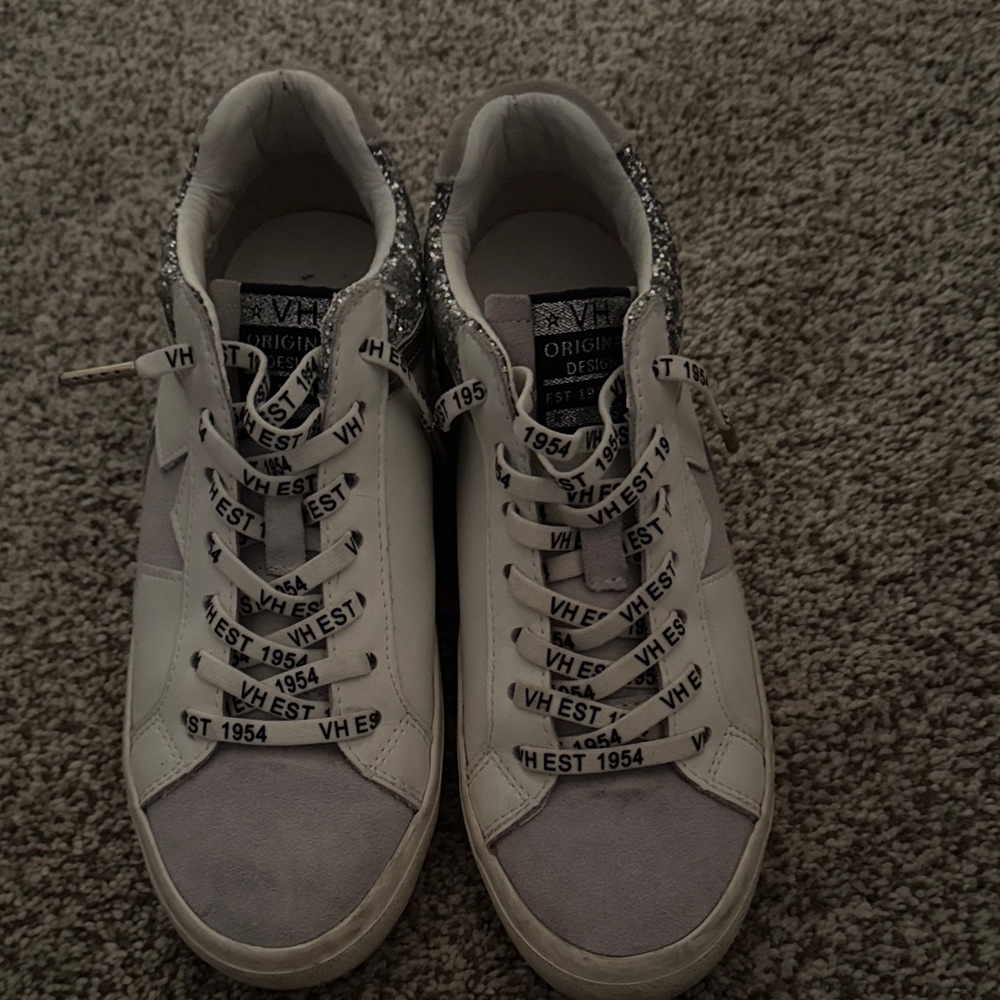 Vintage Havana White and Black Sneakers